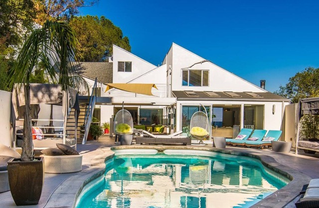 Villa Karlie