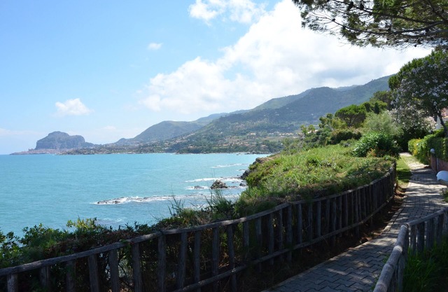 Villa La Mimosa Gialla, residencia con acceso privado al mar