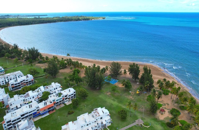 Villa Layka Beach House @ Playas del Yunque, Rio Grande P.R