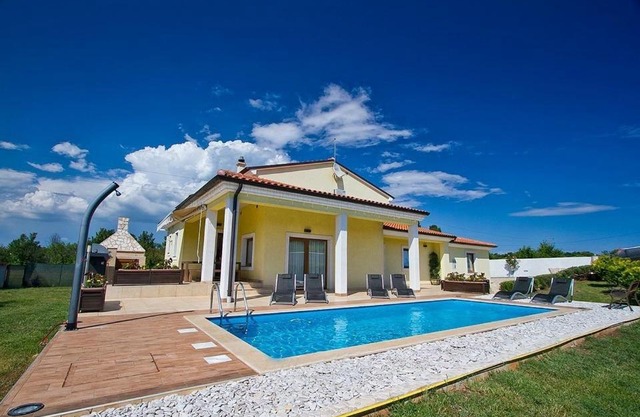 Villa MAGGIE