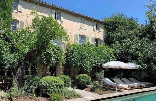 Villa Maillane, 18th century residence completely renovated