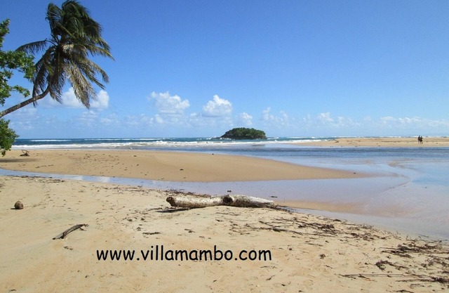 VILLA MAMBO, Casa a solo 2500 m. de la playa Arroyo Salado