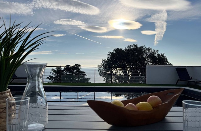 Villa Moderne Avec Piscine, vue Mer, a 5mn de Bastia. Votre Oasis Corse!