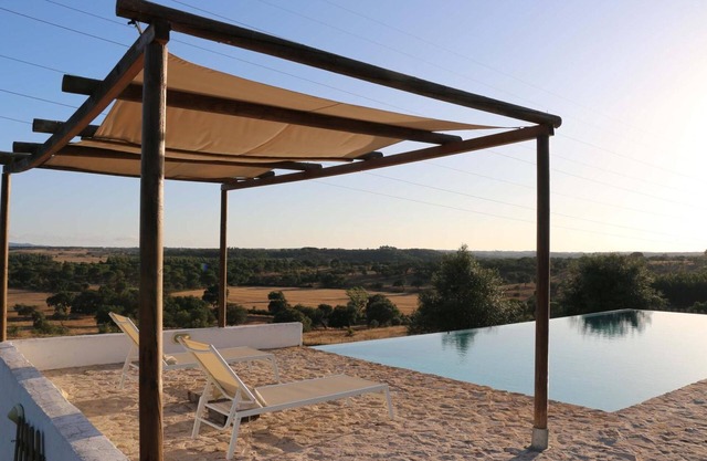 Villa 'Monte Da Casa Nova' con piscina privada, Wi-Fi y aire acondicionado