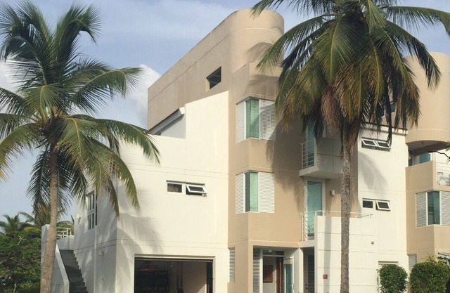 Villa cerca de la playa, Dorado, Puerto Rico
