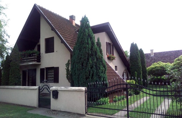Villa Nirvana