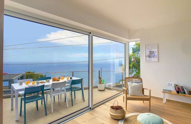 Villa Omar by LovelyStay