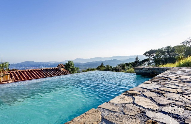 Villa 'Relais Ponzano' cerca de Cinque Terre con vistas al mar y la montaña, piscina infinita, Wi-Fi