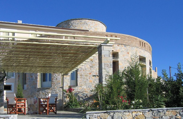 Hermosa casa diseñada por el arquitecto en el casco antiguo de Alonissos