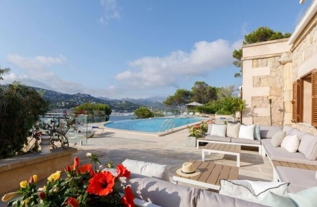 Villa Seldwyla en Port d'Andratx con vistas al mar