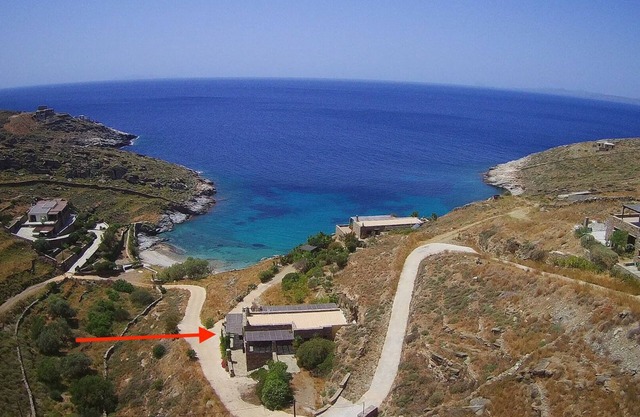 Villa Thymari, frente al mar, playa privada, zona tranquila, servicio 24/7