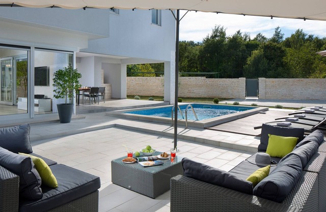 Villa Tireli nearby Labin – Crovillas GmbH