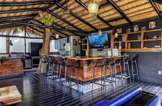 Villa Twelve27