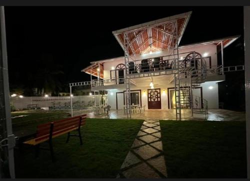 Villa Wistaria