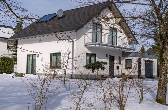 Hermosa villa con jardín cerca de la zona de esquí en Küstelberg