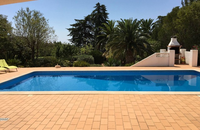 Villa con piscina privada, Aire acondicionado, Superb Jardín Y País Vistas