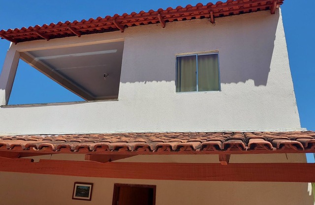 Townhouse with pool close to shopping