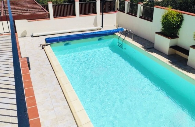 Villa with pool sleeps 8 nature and wellness