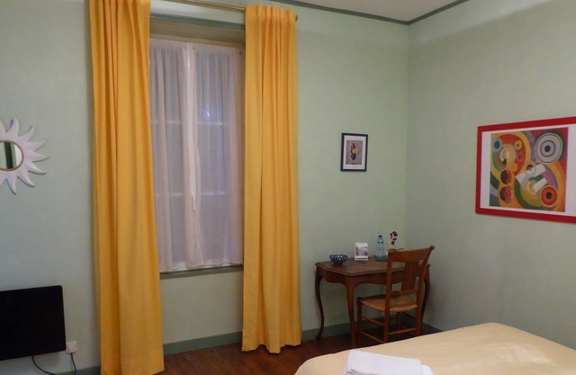Villanelle - Habitación Sonia, en el centro de tus deseos.