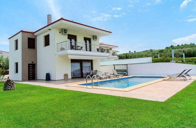 Villas Hanioti
