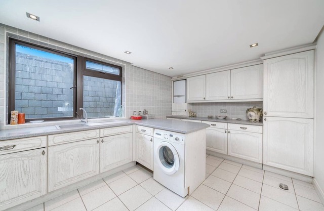 Vintage Boutique 2Bed Flat w/parking