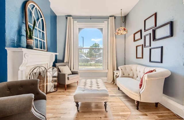 Vintage Charm in the Heart of Denver!!!