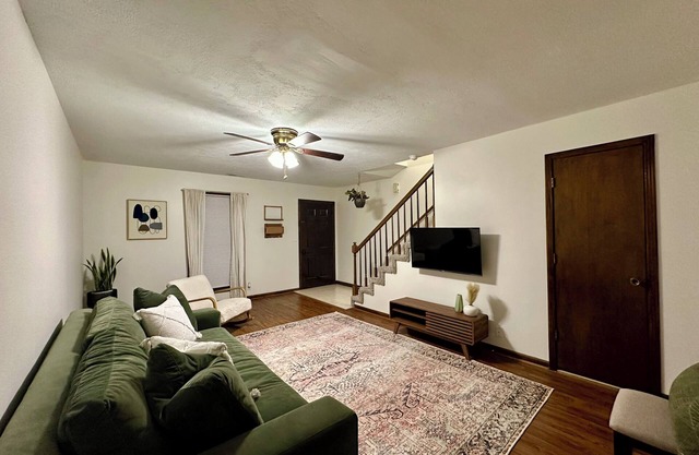 Vintage modern / boho Gallatin townhome!