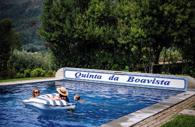 Vinte-Quinta da Boavista Dos casas de campo unidas por un patio común