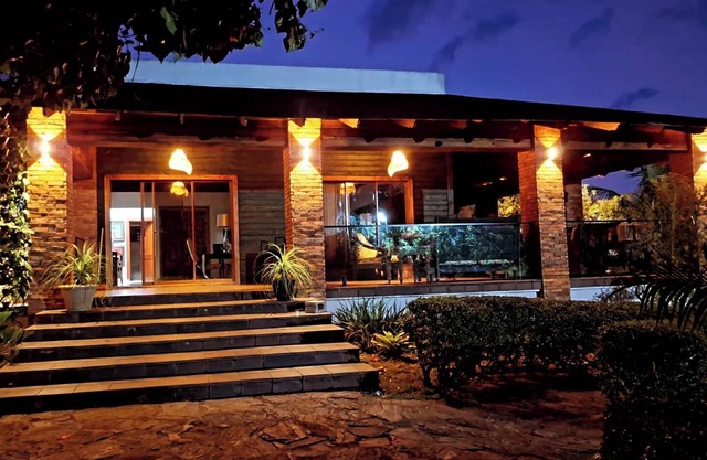 🏡 Exlusividad en 22000 mts. Vista 360 a las montañas y Piscina natural.