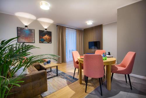 W&K - Blue Suite - Faktura VAT, Szybkie Wi-Fi, Netflix, Parking w garażu, Blisko dworca i centrum