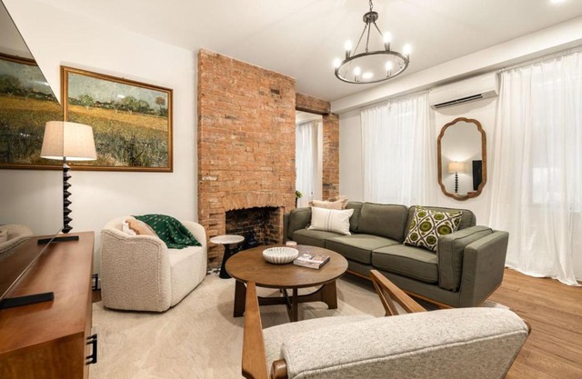 Walk to ALL - Washington Park - Gorgeous 2BR Condo