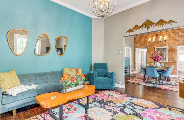 Walk to Dtwn: Colorful Cañon City Home w/ Grill!