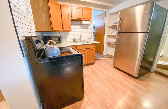 Walkable Village Apt