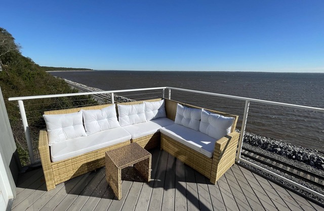 Watch Dolphins + more from your private balcony! Views & Mins. to P'cola Beach