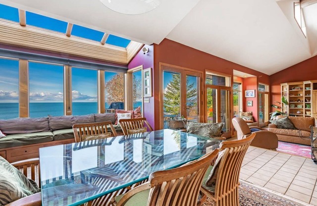 Water Front, Hot Tub, Sauna- Lummi Bay