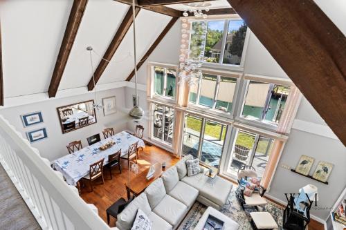 Waterfront 5-Bedroom Home in Ocean Pines Spacious & Luxurious Retreat