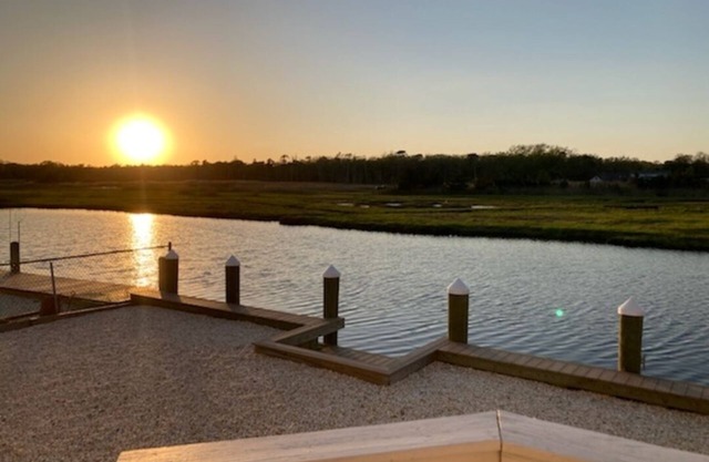 Espacioso, casa frente al mar situado en Bayville, NJ