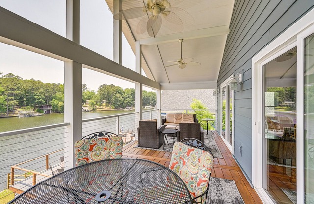 Waterfront Badin Lake Getaway: Boat Dock, Fire Pit