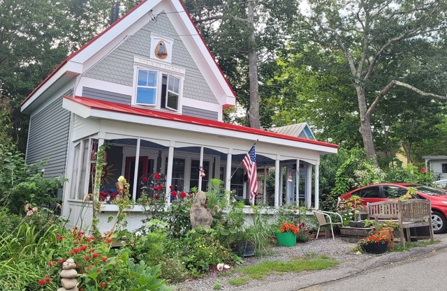 Nueva cabaña de Waterview en el histórico Bayside en Penobscot Bay