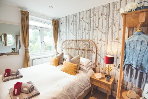 Waves - Sea View Duplex Apartment, Stoke Fleming