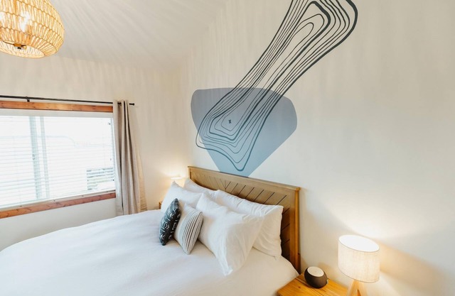 Weekly Discount Downtown King Suite