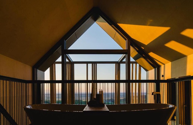 Weinloft II by WEINLOFTS