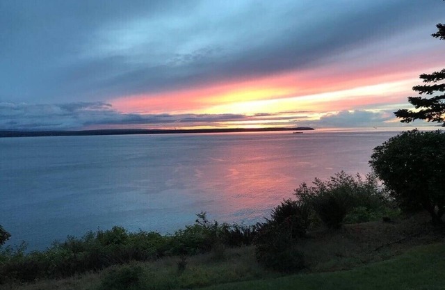 ¡Bienvenido a The Good Place en Whidbey Island!
