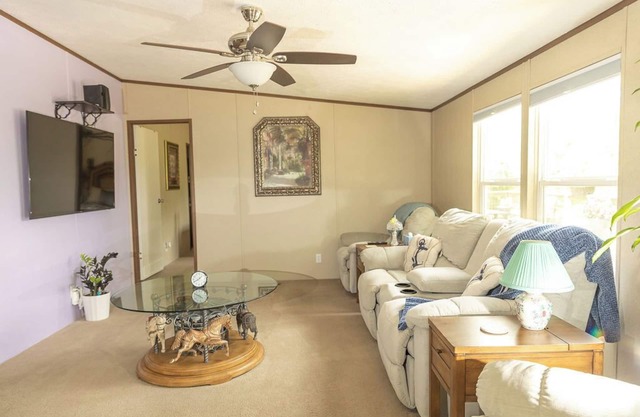 Welcome to the Hill Top House Comfy 2-bedroom house with WiFi, AC, and more!