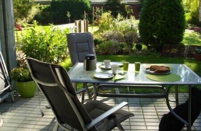 Apartamento de invitados bien equipado y tranquilo con terraza