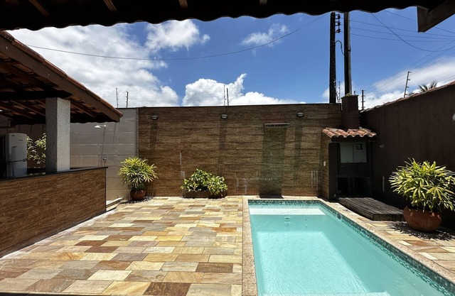 Casa muy bien ubicada con piscina, barbacoa 500mts del acuario de Ubatuba