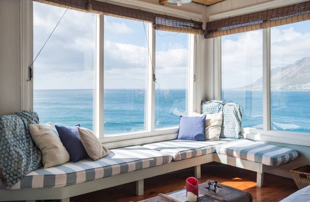 Whale Cove Cottage - Mira el océano desde tu cama