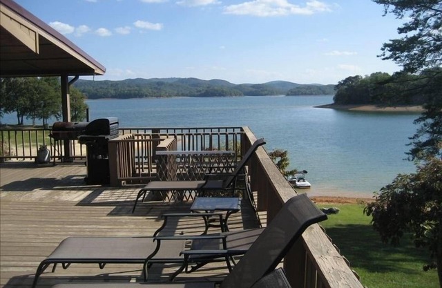 Qué vistas Cherokee Lago