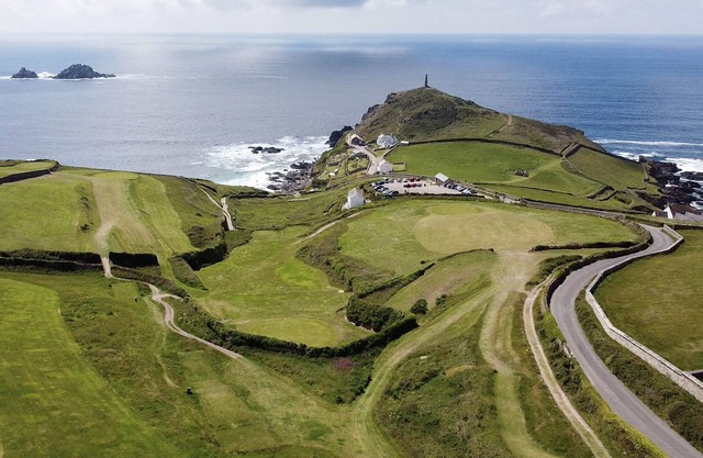 Wheal Call, B&B - a hotel room that sleeps 2 guests in 1 bedroom