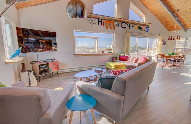 Fun Ocean Front Home en una playa de arena en Waldport, Oregon! ¡NOCHE LIBRE!